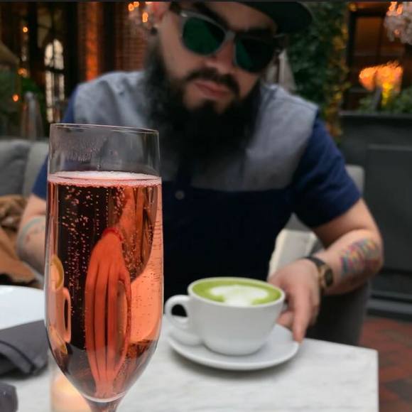 Meet your Posher, Alex - Picture 1 of 1